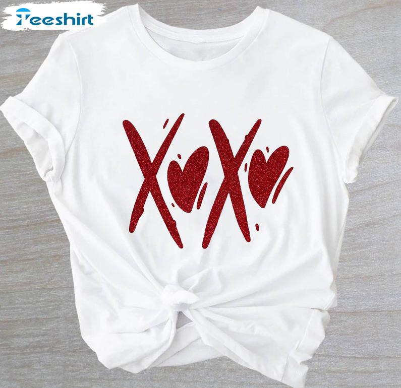 Xoxo Valentines Day Shirt, All You Need Is Love Unisex T-shirt Short Sleeve