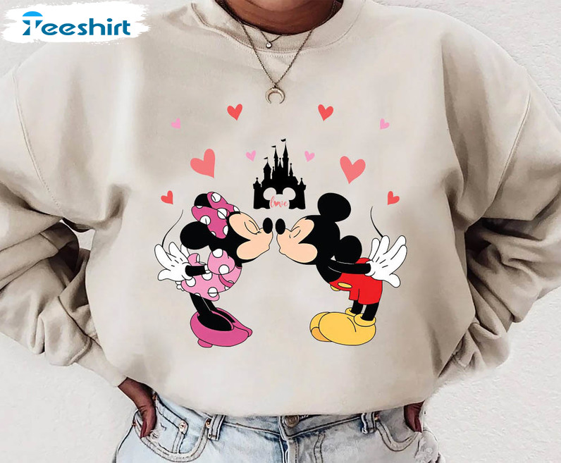 Disneyland Valentine Sweatshirt , Epcot Disney Unisex T-shirt Crewneck
