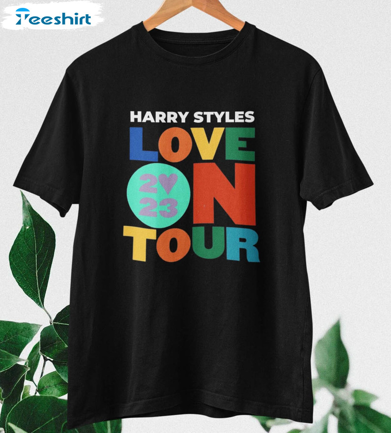 Harry Style Love On Tour 2022 Trendy Shirt, Vintage Crewneck Unisex Hoodie