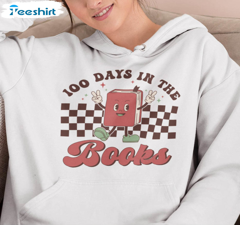 100 Days In The Books Trendy Shirt, Retro Book Lover Unisex Hoodie Long Sleeve