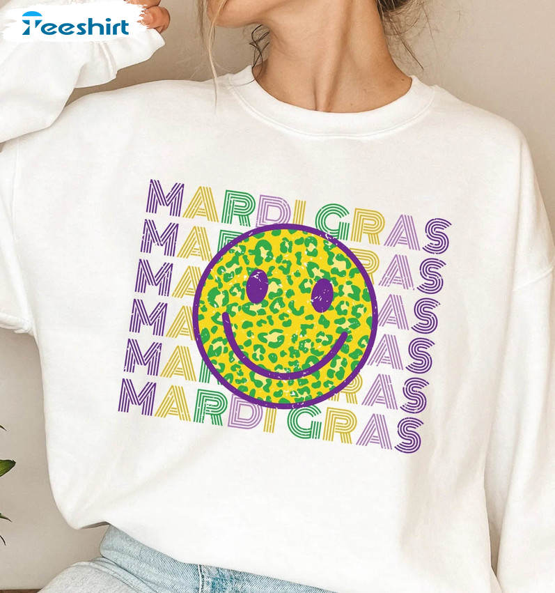 Mardi Gras Sweatshirt , Vintage Smiley Face Crewneck Unisex T-shirt