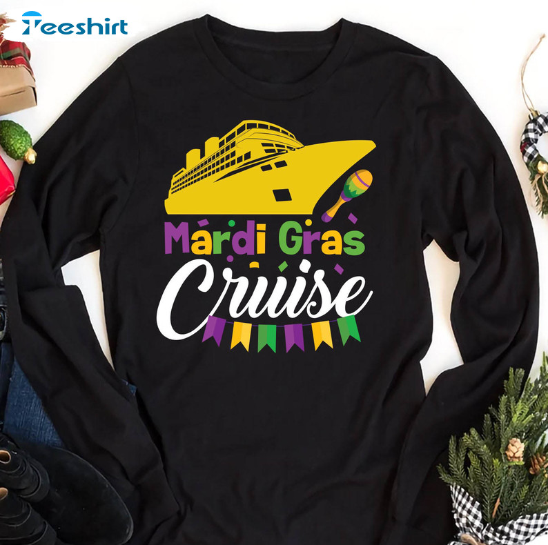 Mardi Gras Cruise Trendy Shirt, Vintage Unisex Hoodie Short Sleeve