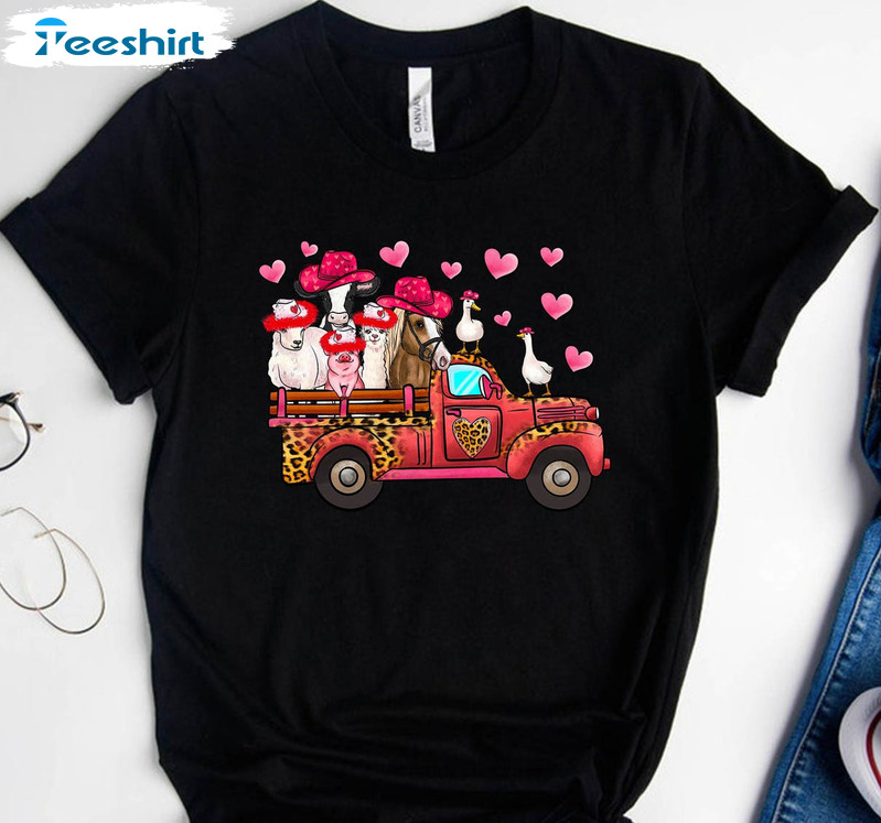 Howdy Farm Animals Truck Shirt, Cute Valentines Day Crewneck Unisex T-shirt