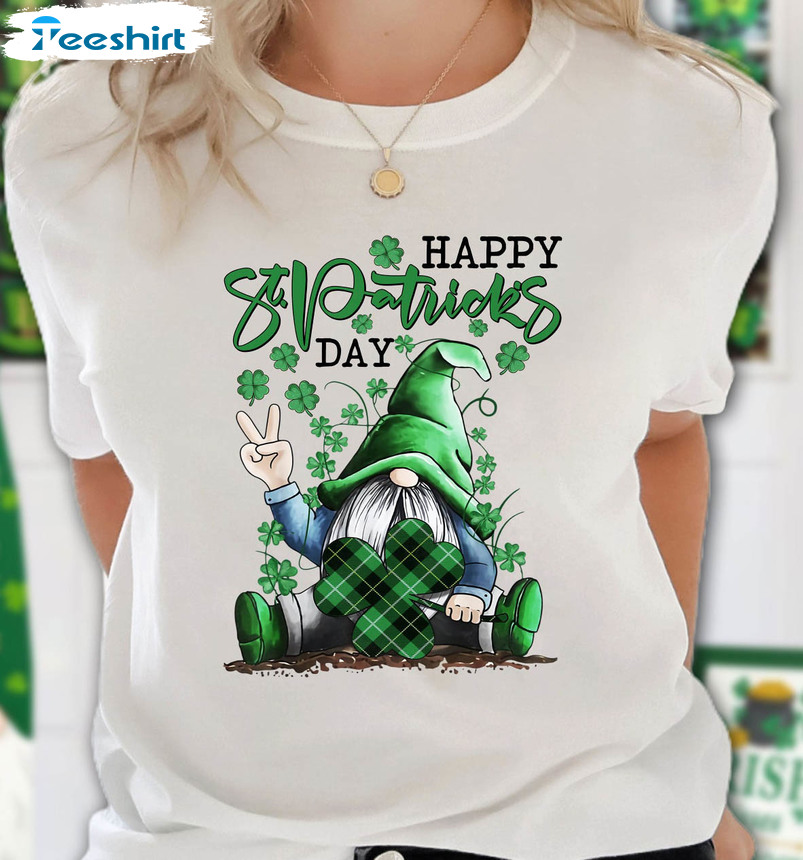 Happy St Patricks Day Gnome Shirt, Irish Shamrock Unisex T-shirt Crewneck