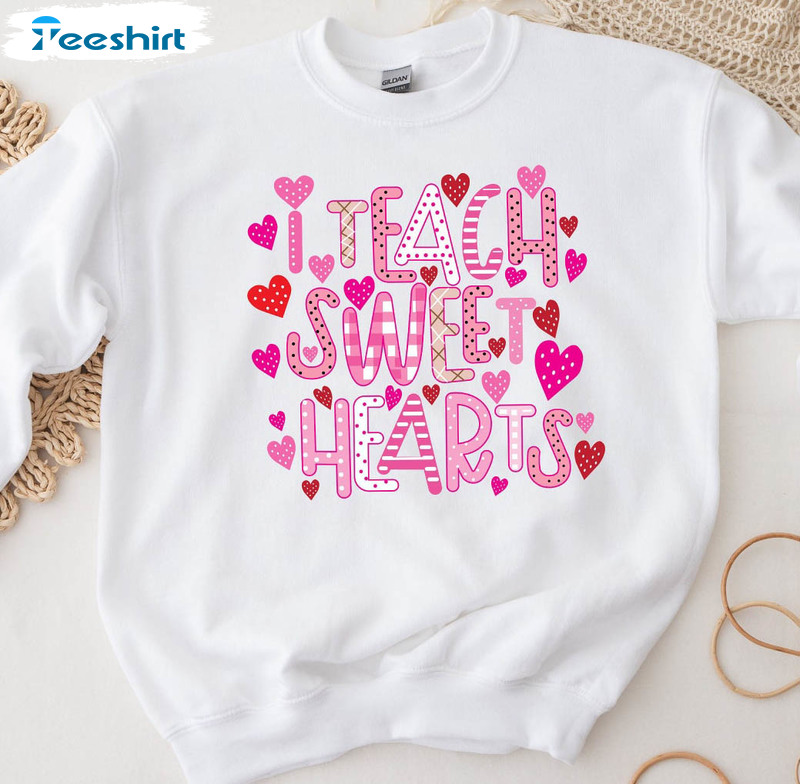 I Teach Sweet Hearts Vintage Shirt, Teacher Valentines Day Unisex Hoodie Long Sleeve