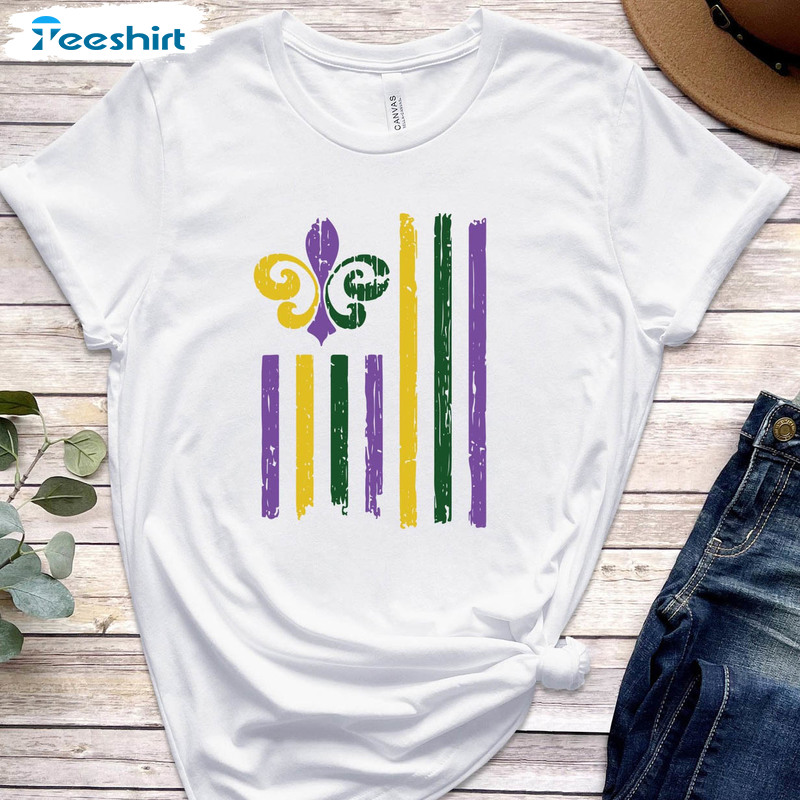 Mardi Gras Flags Trendy Shirt, Flower De Luce Unisex T-shirt Short Sleeve