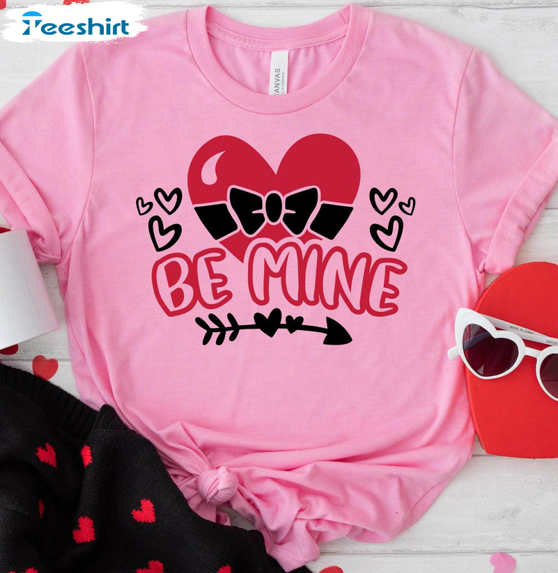 Be Mine Valentines Vintage Shirt, Bull Love Couple Matching Unisex Hoodie Crewneck