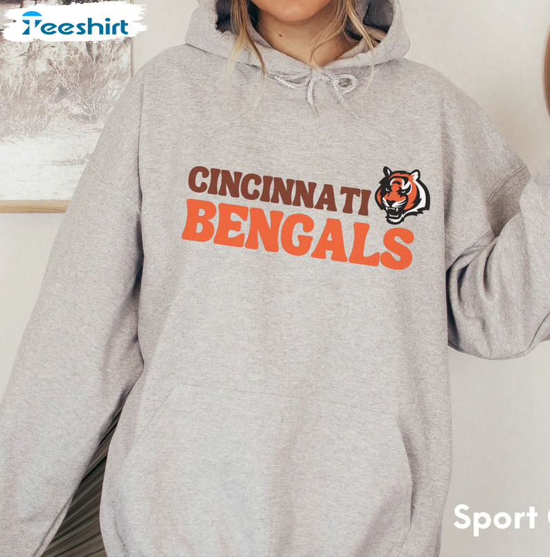 Vintage Style Cincinnati Bengals Sweatshirt Sunday Football - Trends Bedding