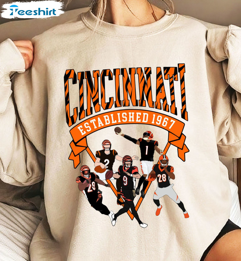 Cincinnati Established 1967 Shirt, Vintage Cincy Bengals Unisex Hoodie Sweater