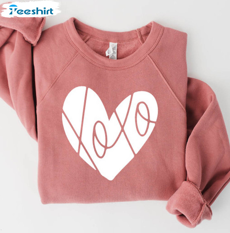 Xoxo Heart Sweatshirt, Valentine's Day Crewneck Unisex T-shirt