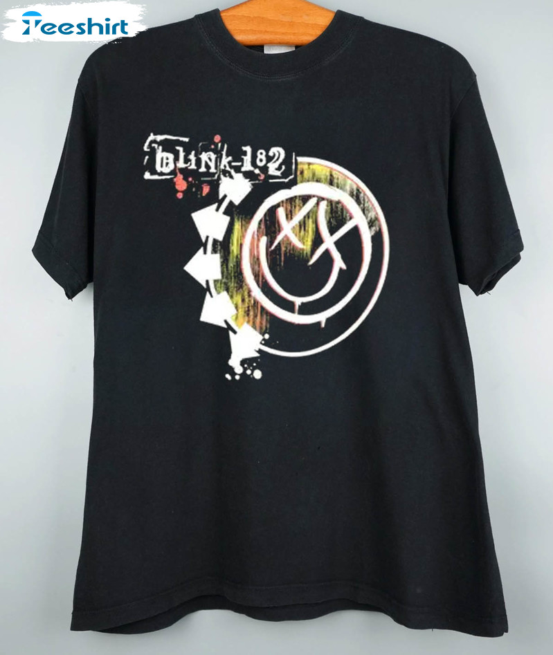Vintage Blink 182 Trendy Shirt, Rock Band Crewneck Unisex T-shirt