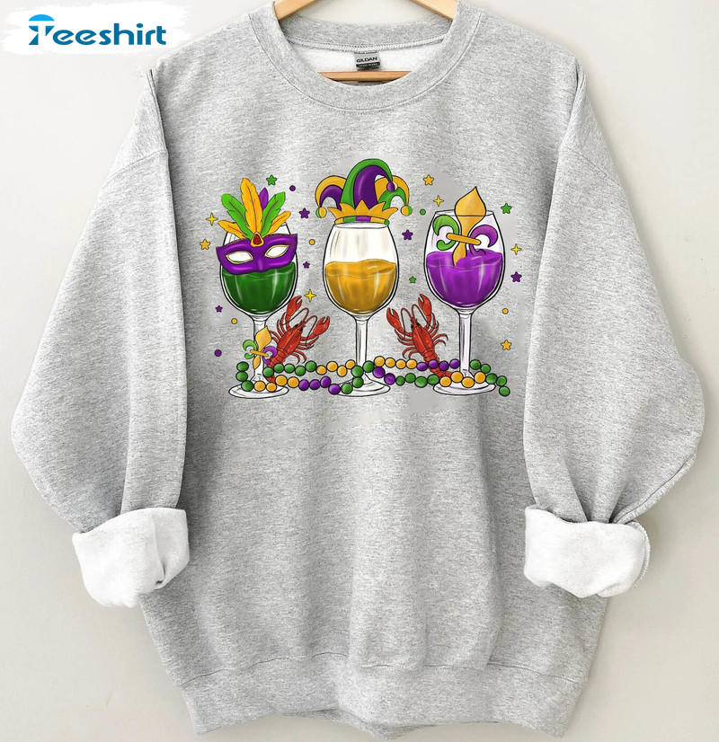 Mardi Gras Coffee Drink Sweatshirt, Coffee Mardi Gras Beads Short Sleeve Crewneck