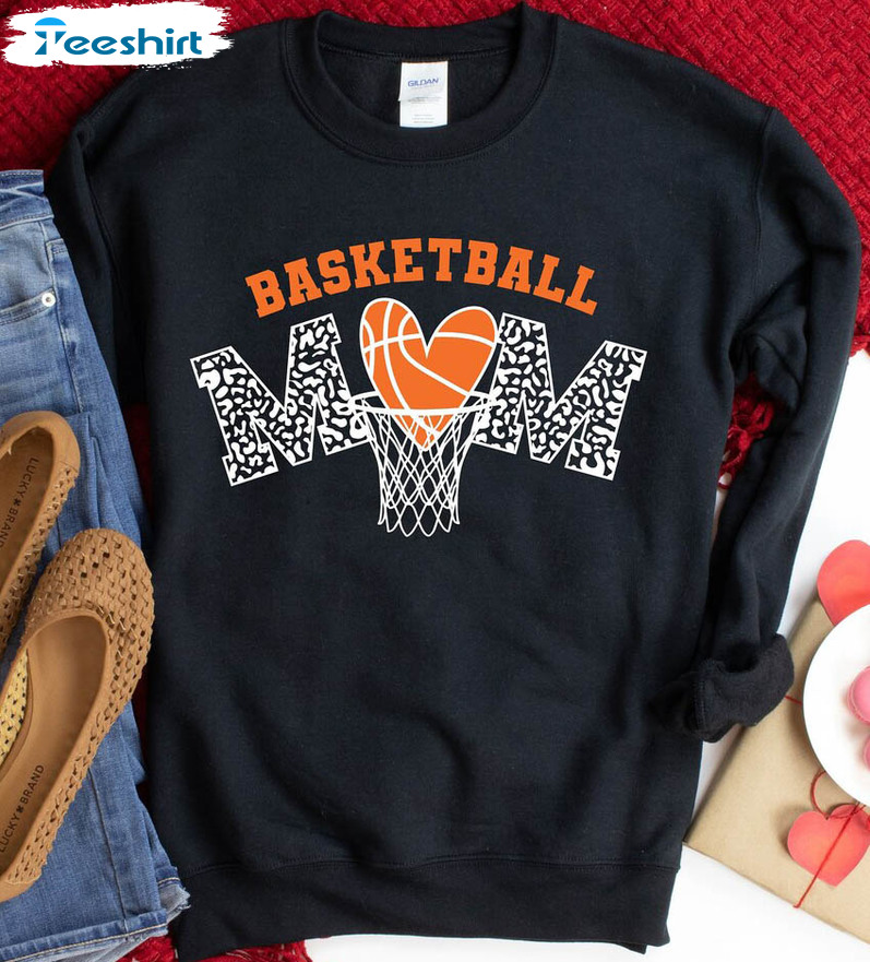 Basketball Mom Trendy Shirt, Vintage Unisex T-shirt Short Sleeve