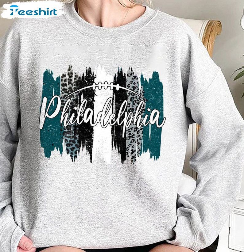 Vintage Philadelphia Football Sweatshirt, Philadelphia Eagles Short Sleeve  Crewneck