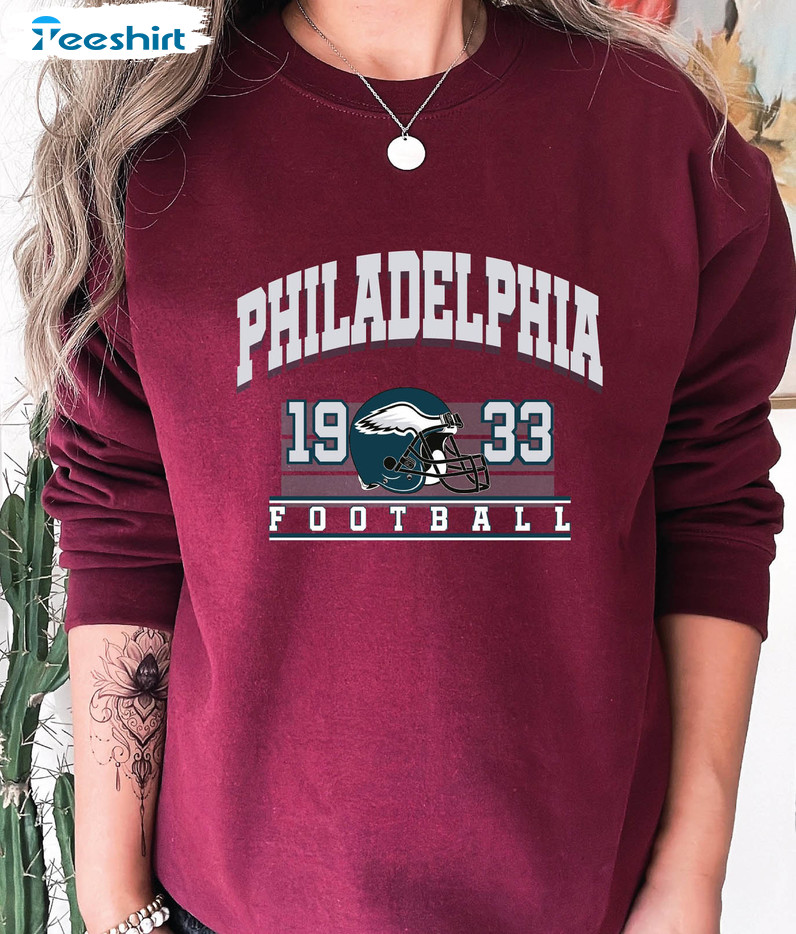 Tops, Vintage Philadelphia Eagles Football Sweatshirt Retro 9s Mens Womens  Shirt