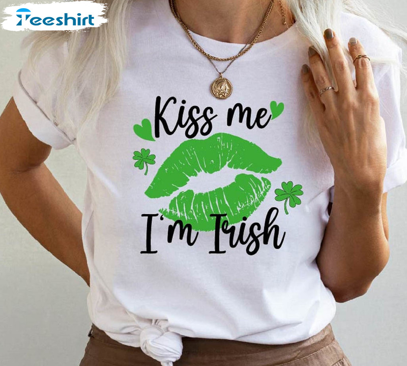 Kiss Me I'm Irish Vintage Shirt, Shamrock Lips Short Sleeve Tee Tops