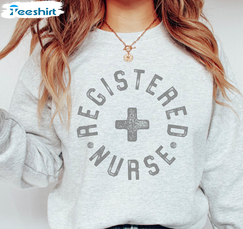 Registered Nurse Trendy Shirt, Nursing Short Sleeve Unisex Hoodie