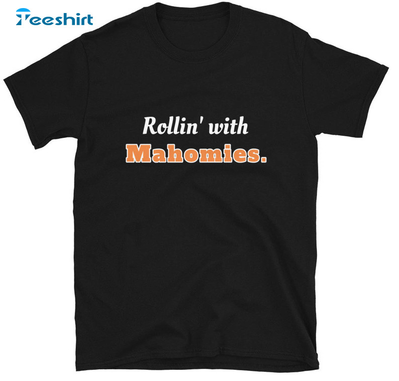 Rollin With Mahomies Trending Shirt, Vintage Game Day Unisex T-shirt Short Sleeve