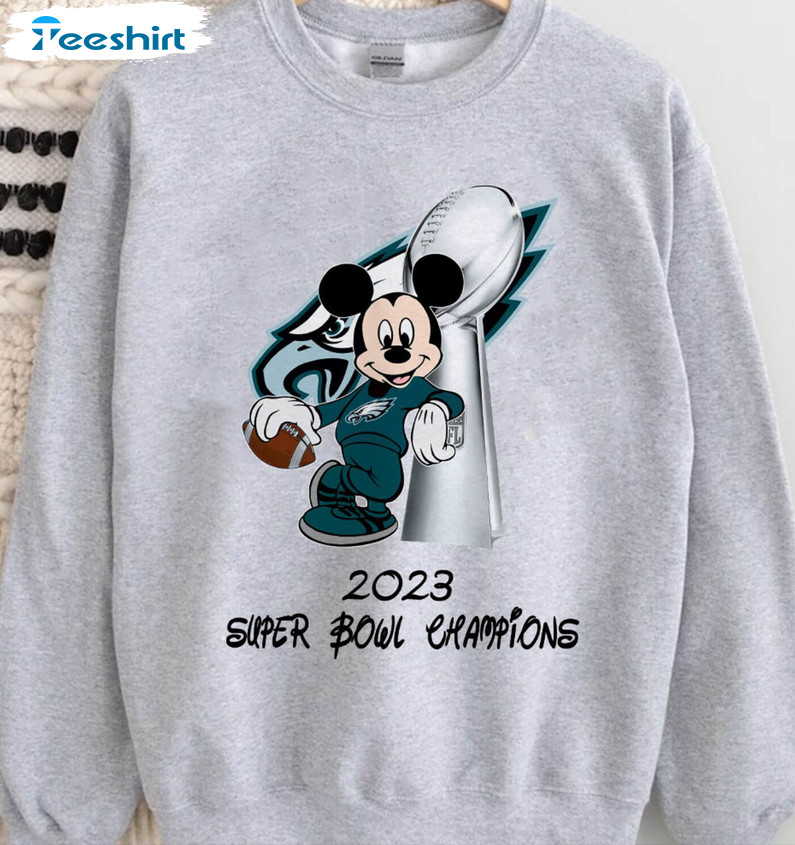 Philadelphia Eagles Mickey Football Shirt, Super Bowl Long Sleeve Unisex T-shirt