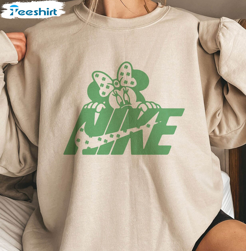 St Patricks Day Mouse Shirt, Lucky Charm Shamrock Nike St Patricks Day Long Sleeve Hoodie