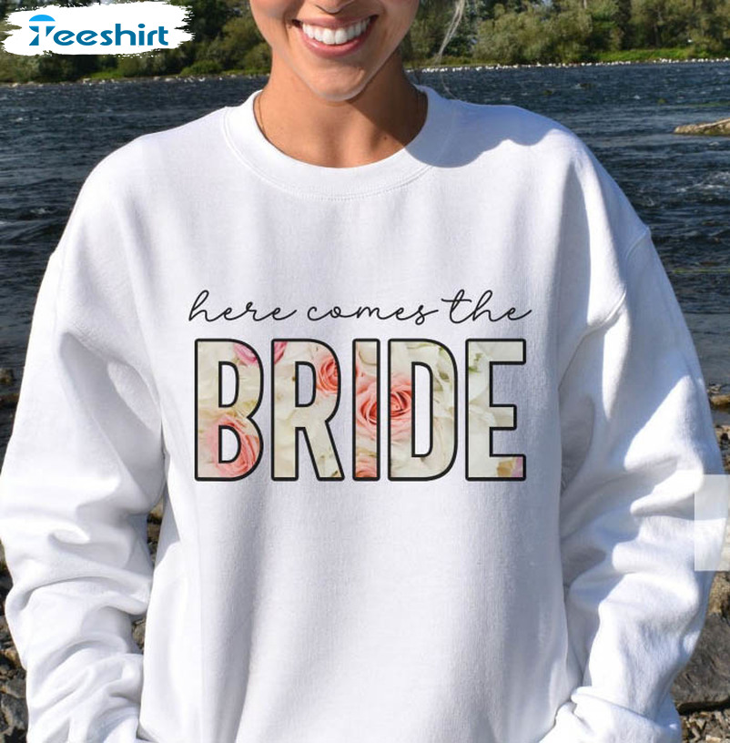 Here Comes The Bride Shirt, Vintage Honeymoon Unisex T-shirt Long Sleeve