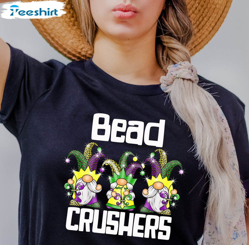 Bead Crushers Trendy Shirt, Funny Mardi Gras Short Sleeve Crewneck