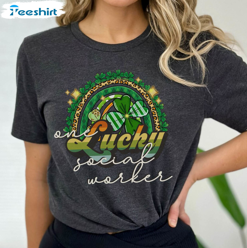 One Lucky Social Worker Cute Shirt, St Patricks Day Long Sleeve Sweater