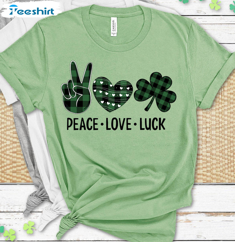 Peace Love Luck Vintage Shirt, Plaid Pattern Trendy Unisex T-shirt Sweater