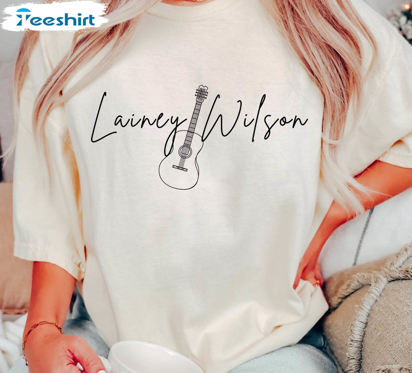 Lainey Wilson Country Music Trendy Sweatshirt, Unisex T-shirt