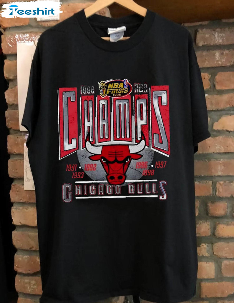 Chicago Basketball Trendy Shirt, Vintage Nba Chicago Logo Crewneck Short Sleeve