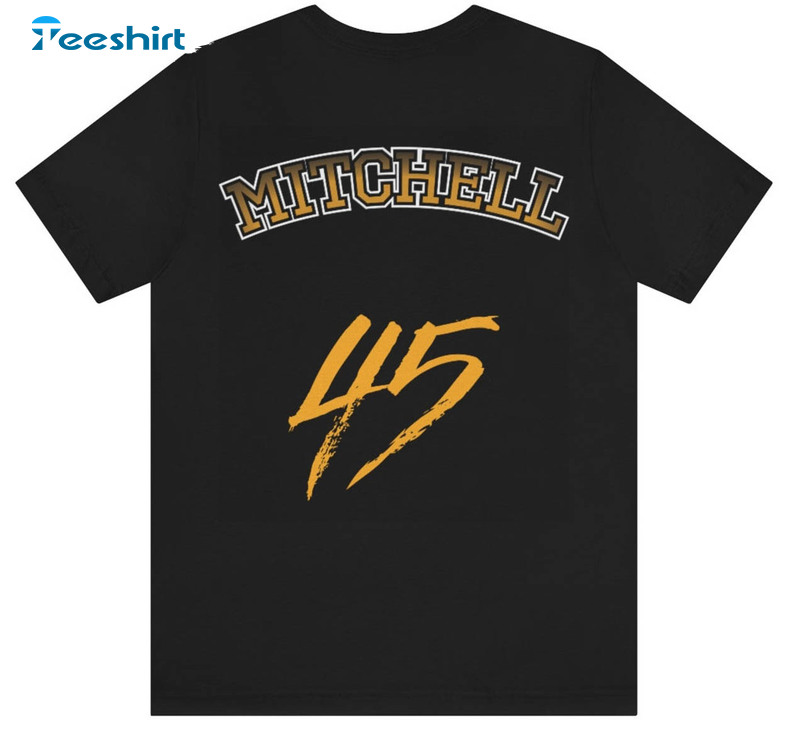 Donovan Mitchell Short Sleeve Hoodie in Black