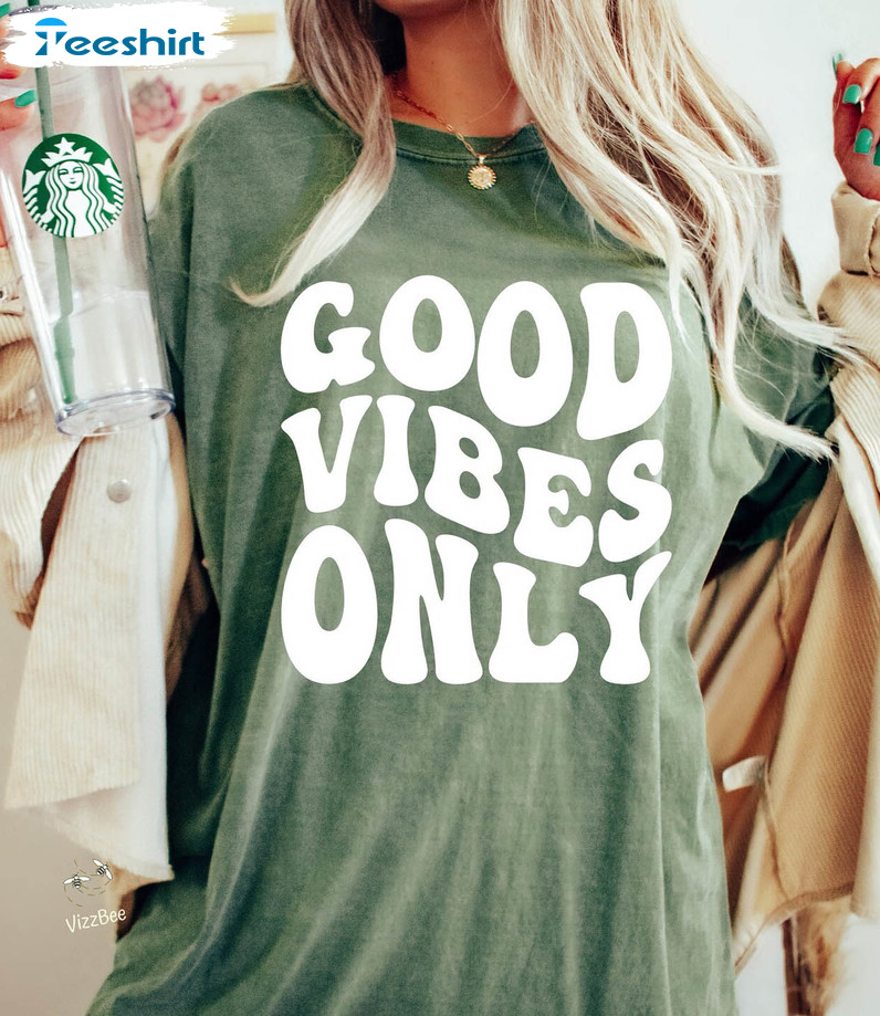 Good Vibes Only Trendy Shirt, Happy Mind Long Sleeve Unisex T-shirt
