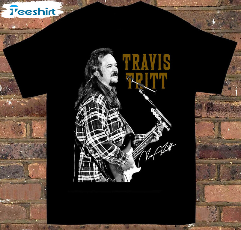 Travis Tritt On Stage Shirt , Vintage Travis Tritt Crewneck Unisex T-shirt