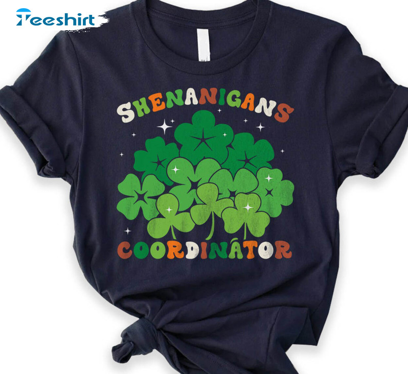 Henanigans Coordinator St Patricks Day Shirt, Vintage Shamrock Long Sleeve Unisex Hoodie