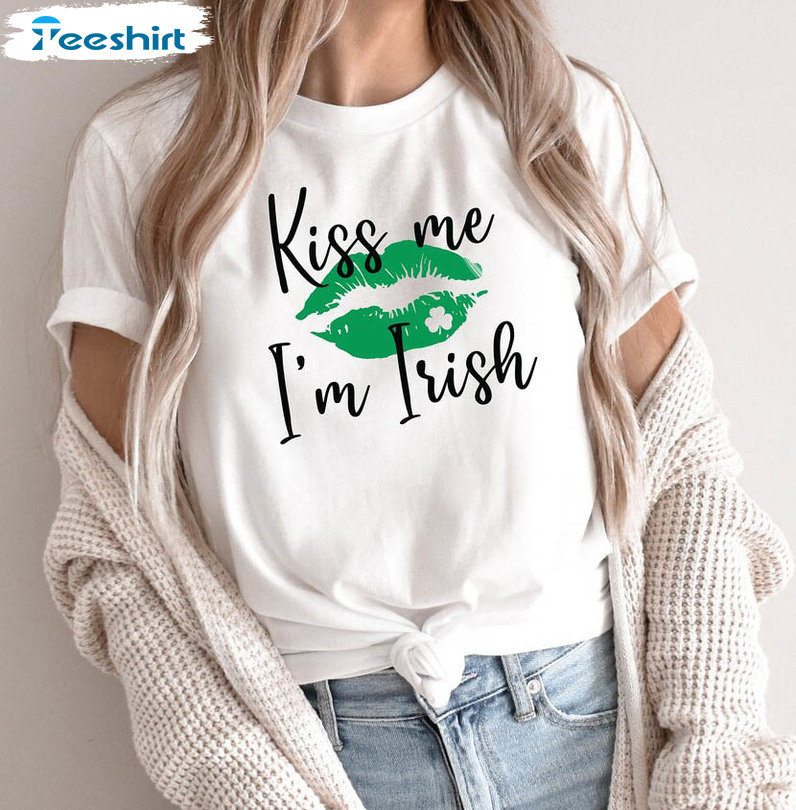 St Patricks Day Funny Shirt, Kiss Me I'm Irish Short Sleeve Tee Tops