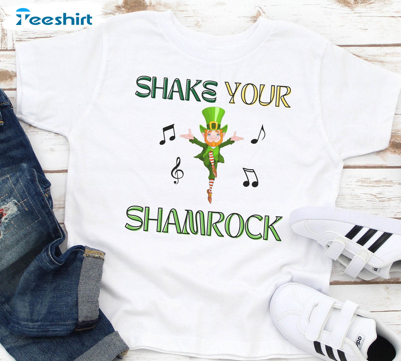 Shake Your Shamrocks Shirt, Irish St Patricks Day Long Sleeve Unisex T-shirt