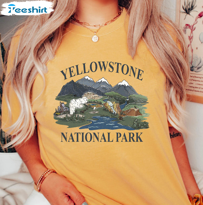 Retro Yellowstone National Park Shirt, Trendy Hiking Long Sleeve Unisex Hoodie