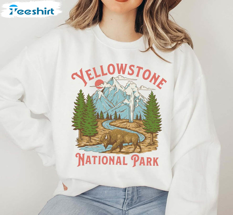 Yellowstone National Park Sweatshirt, Camping Unisex Hoodie Short Sleeve