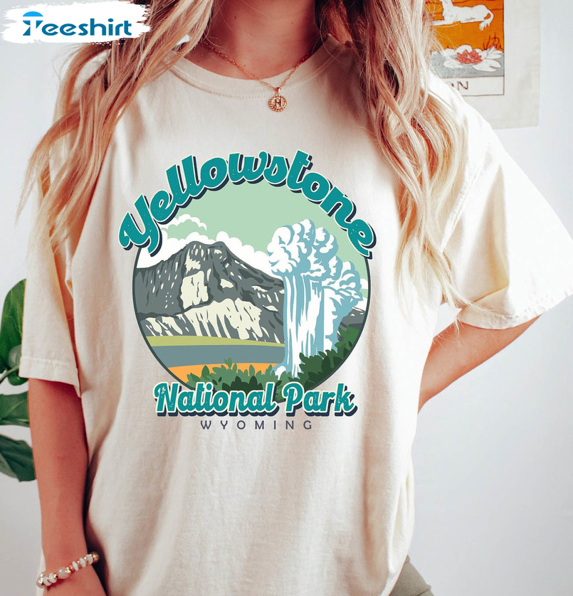Yellowstone National Park Trendy Shirt, Vintage Western Short Sleeve Tee Tops