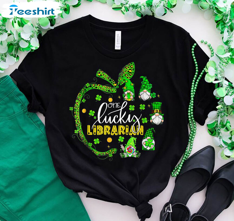 One Lucky Librarian Gnomes Shirt, Trendy St Patricks Day Lucky Long Sleeve Unisex T-shirt