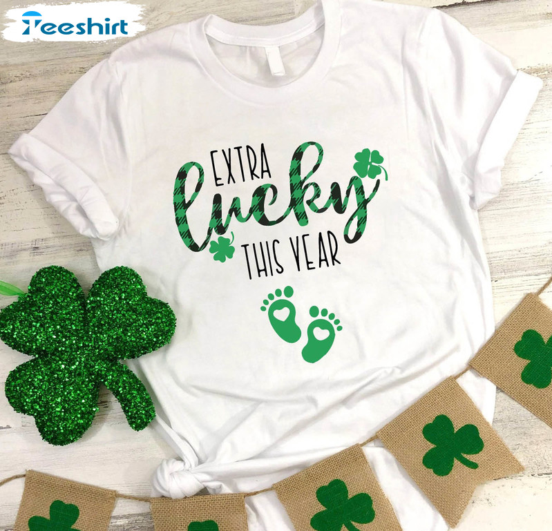 Extra Lucky This Year St Patricks Day Shirt, Pregnancy Announcement Unisex T-shirt Unisex Hoodie