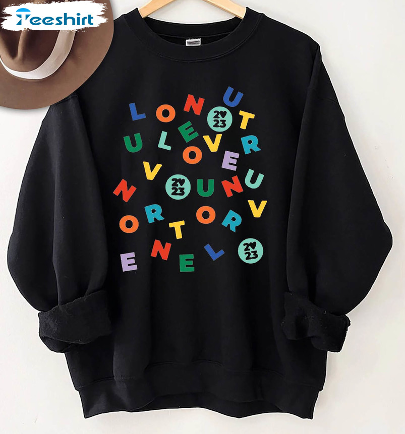 Harry Love On Tour 2023 Sweatshirt, Vintage Music Tour Unisex Hoodie Long Sleeve