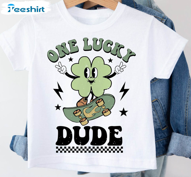 One Lucky Dude Cute Shirt, Retro Trendy Sweatshirt Unisex T-shirt