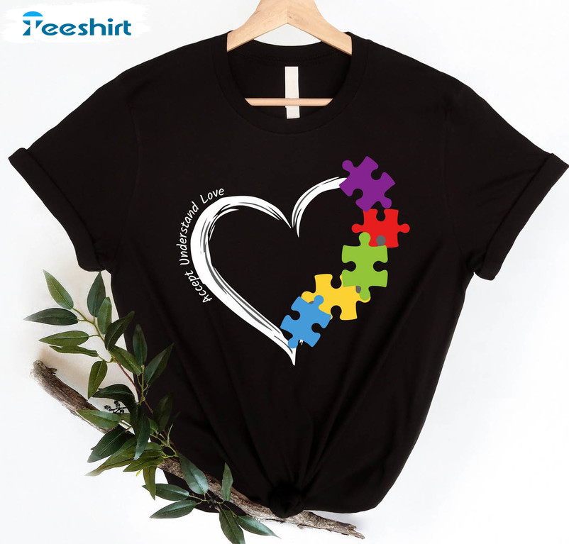 Accept Understand Love Trendy Shirt, Puzzle Piece Unisex T-shirt Long Sleeve