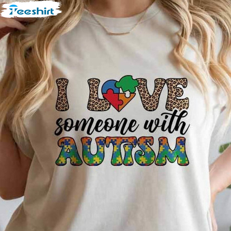 I Love Someone With Autism Trendy Shirt, Leopard Puzzle Heart Long Sleeve Sweater