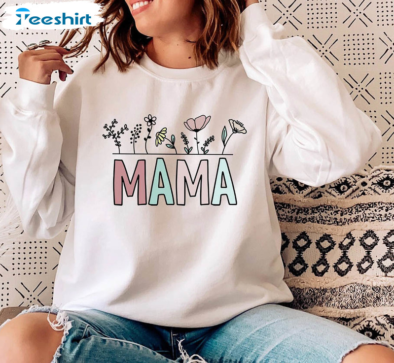Raising Wildflowers Mothers Day Cute Shirt, Vintage Cute Mama Long Sleeve Sweatshirt