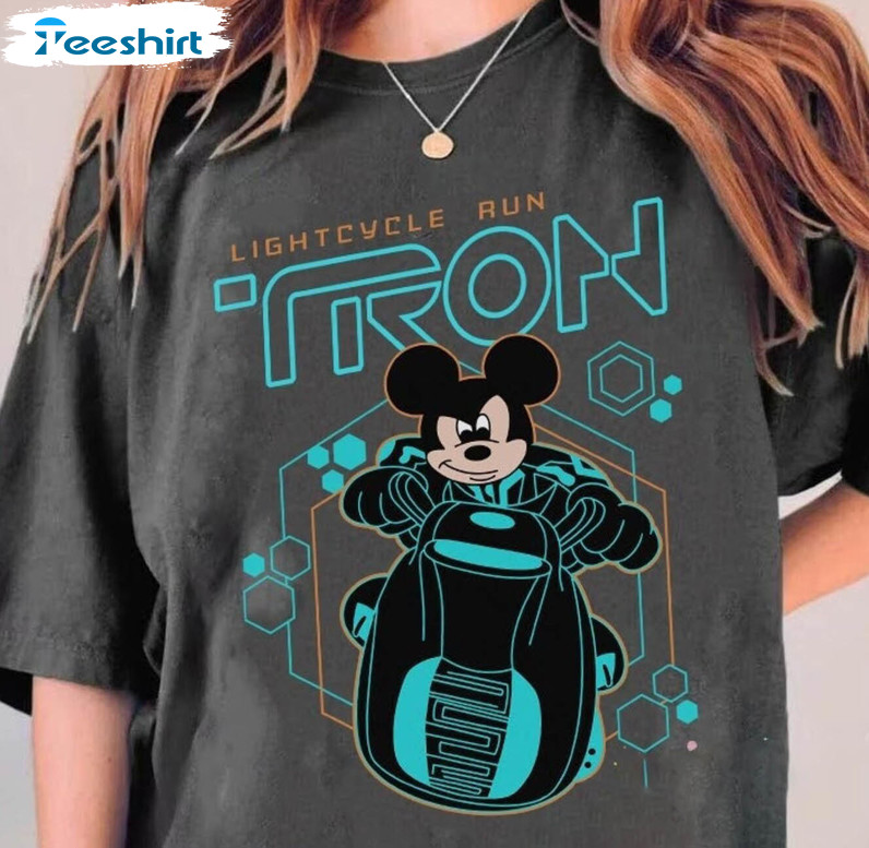 Lightcylce Run Ride Shirt, Tron Mickey Disney Trip Long Sleeve Unisex T-shirt