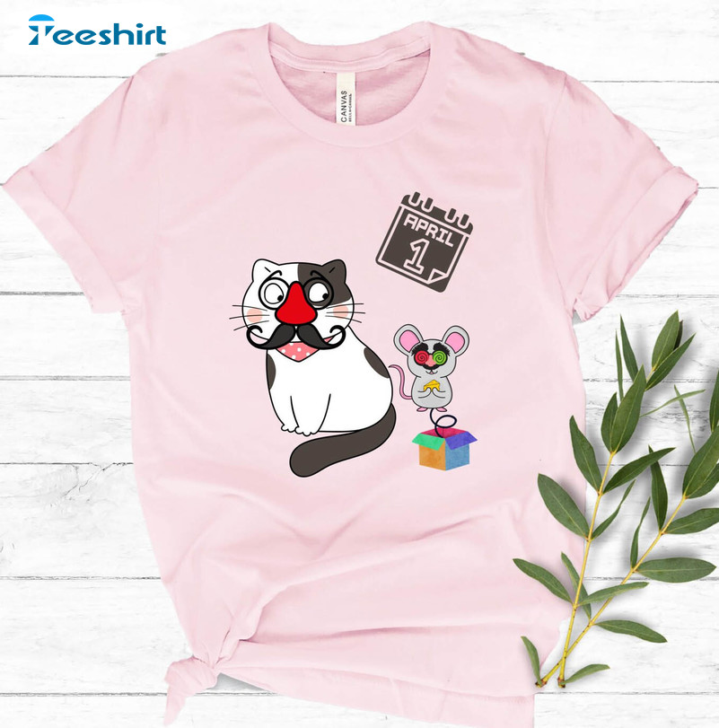 April Fool's Day Cute Shirt, Cat Moms And Dads Funny Tee Tops Unisex T-shirt