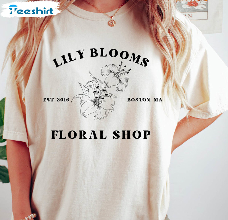 Lily Bloom Shirt , Colleen Hoover Booktok It Ends With Us Short Sleeve Sweatshirt