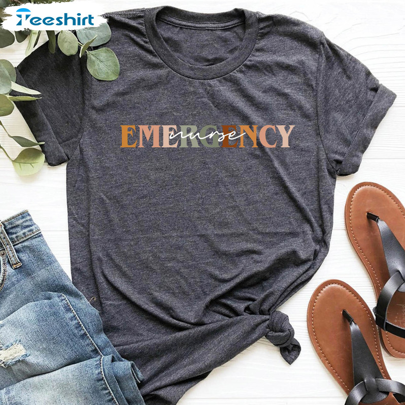 Emergency Nurse Trendy Shirt, Nursing Vintage Long Sleeve Unisex T-shirt